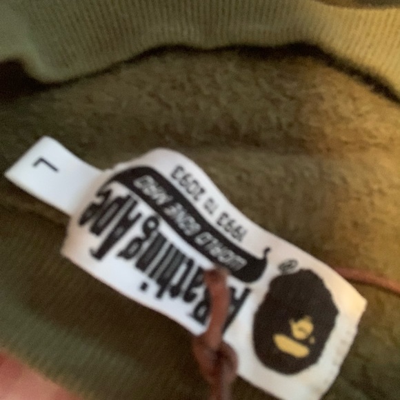 Bape sweater.. - Picture 3 of 3